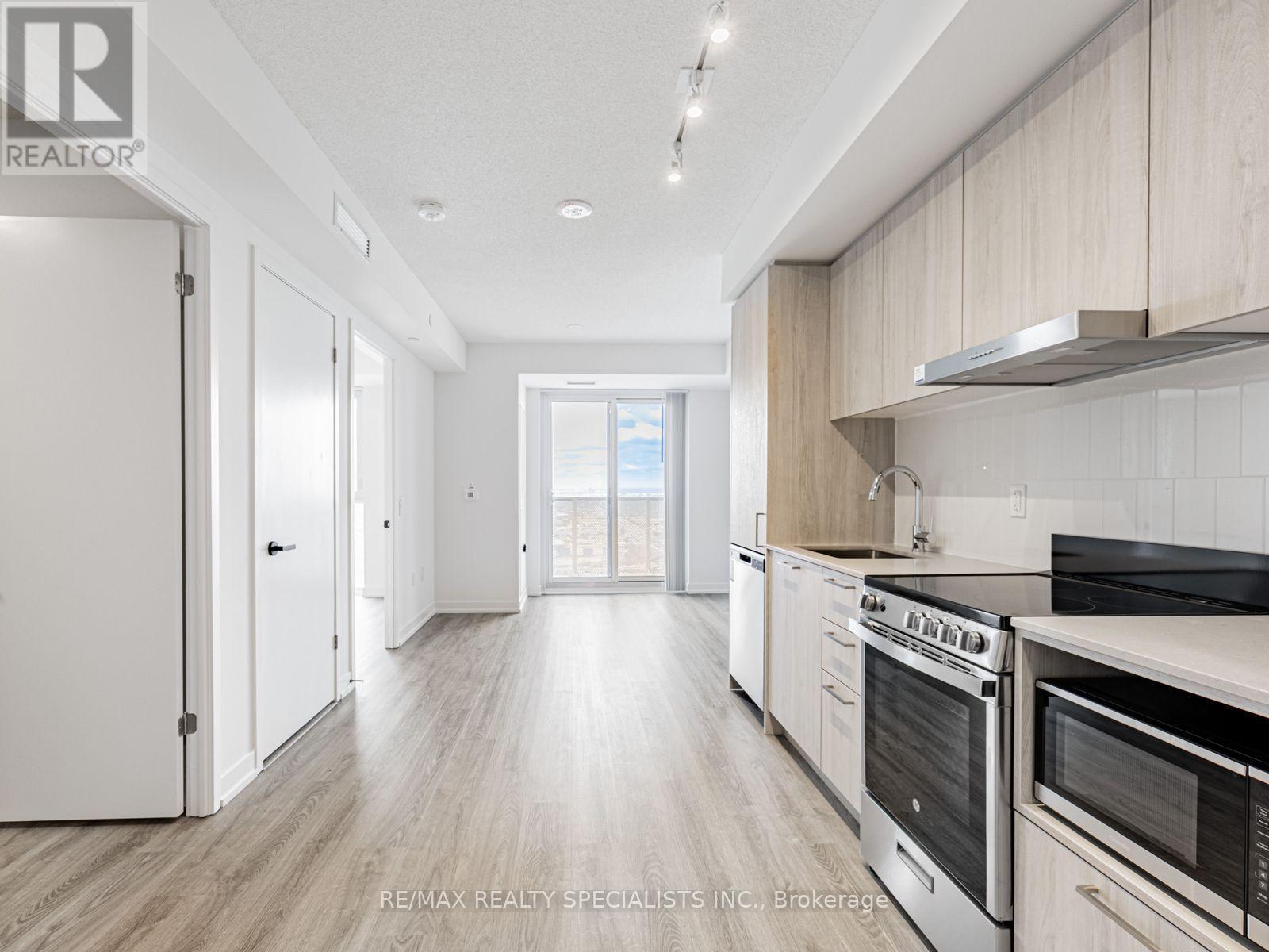 3807 - 195 Commerce Street, Vaughan, Ontario  L4K 0P9 - Photo 6 - N13692104