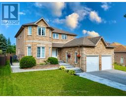 31 LOGAN COURT, Barrie, Ontario