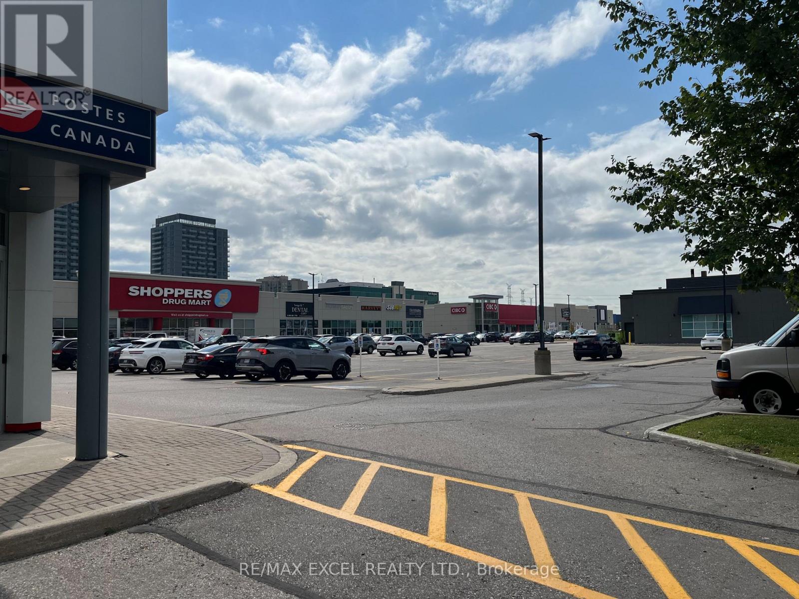 904 - 8888 Yonge Street, Richmond Hill, Ontario  L4C 6Z1 - Photo 4 - N13673686