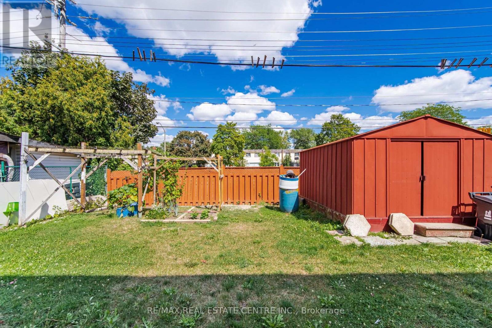 71 Sultan Pool Drive, Toronto, Ontario  M9V 4H5 - Photo 36 - W13688178