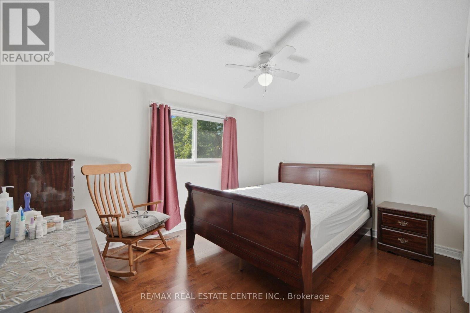 71 Sultan Pool Drive, Toronto, Ontario  M9V 4H5 - Photo 17 - W13688178