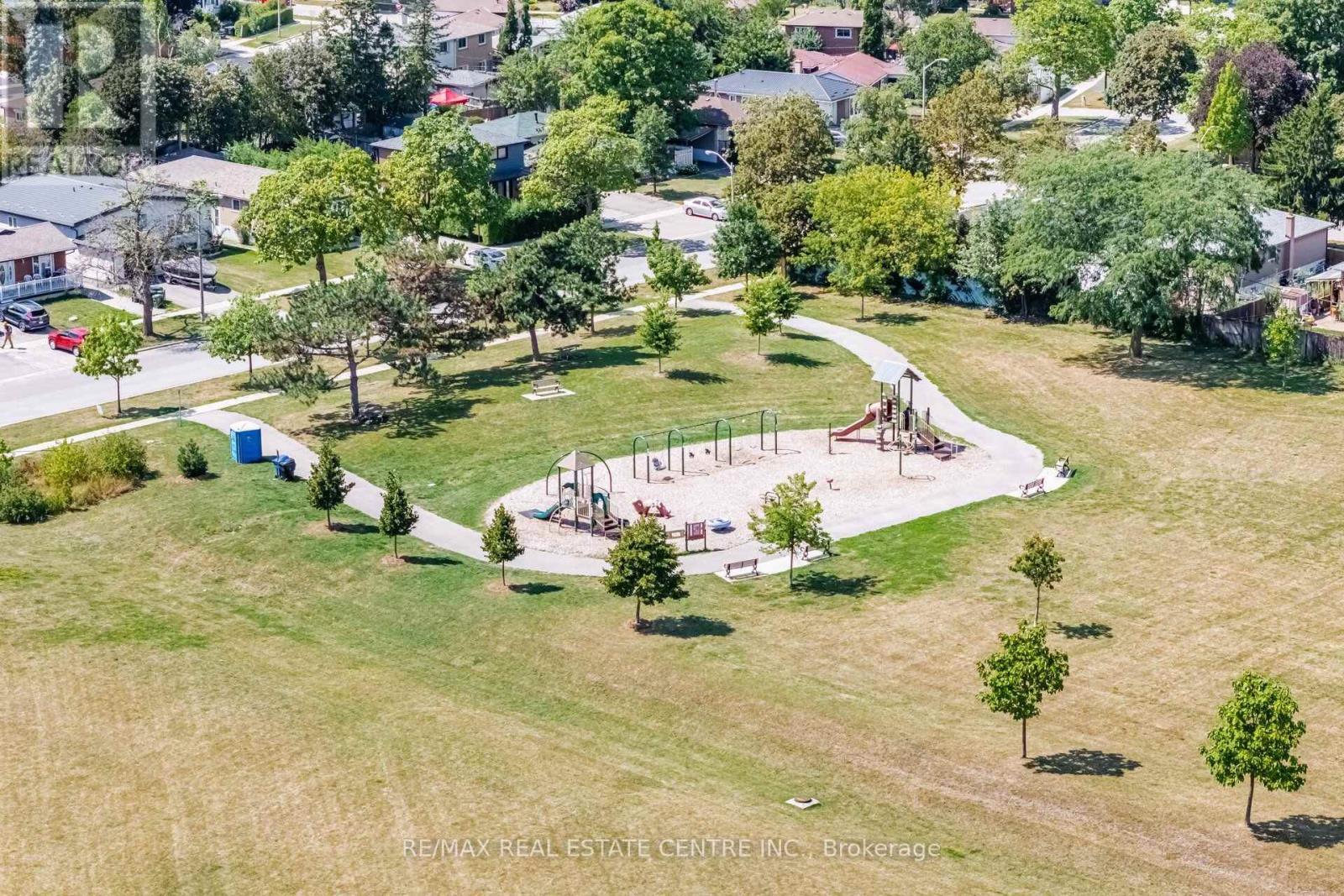 71 Sultan Pool Drive, Toronto, Ontario  M9V 4H5 - Photo 47 - W13688178