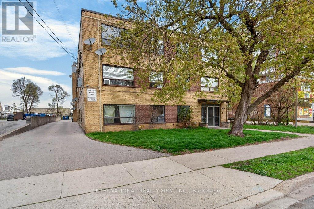 301 - 295 Melvin Avenue, Hamilton, Ontario  L8H 2K6 - Photo 8 - X13111398