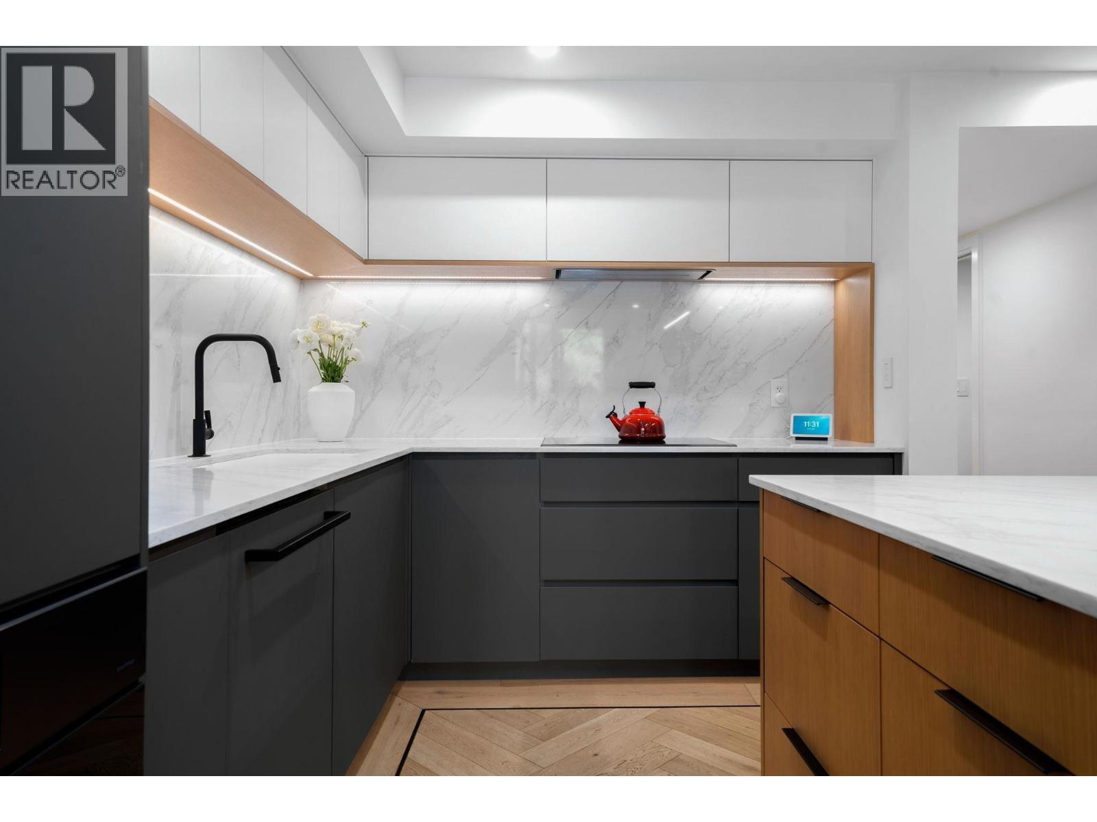 918 Homer Street, Vancouver, British Columbia  V6B 1T7 - Photo 4 - R3156476
