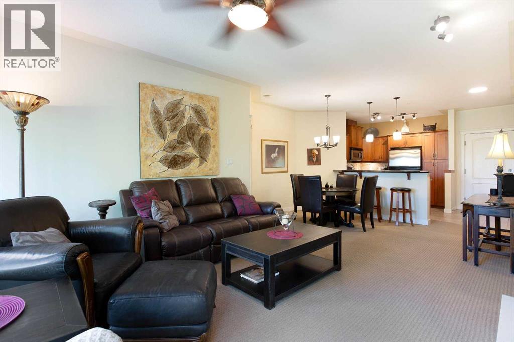 405, 10 Discovery Ridge Close SW, Calgary, Alberta  T3H 5X3 - Photo 11 - A2333895