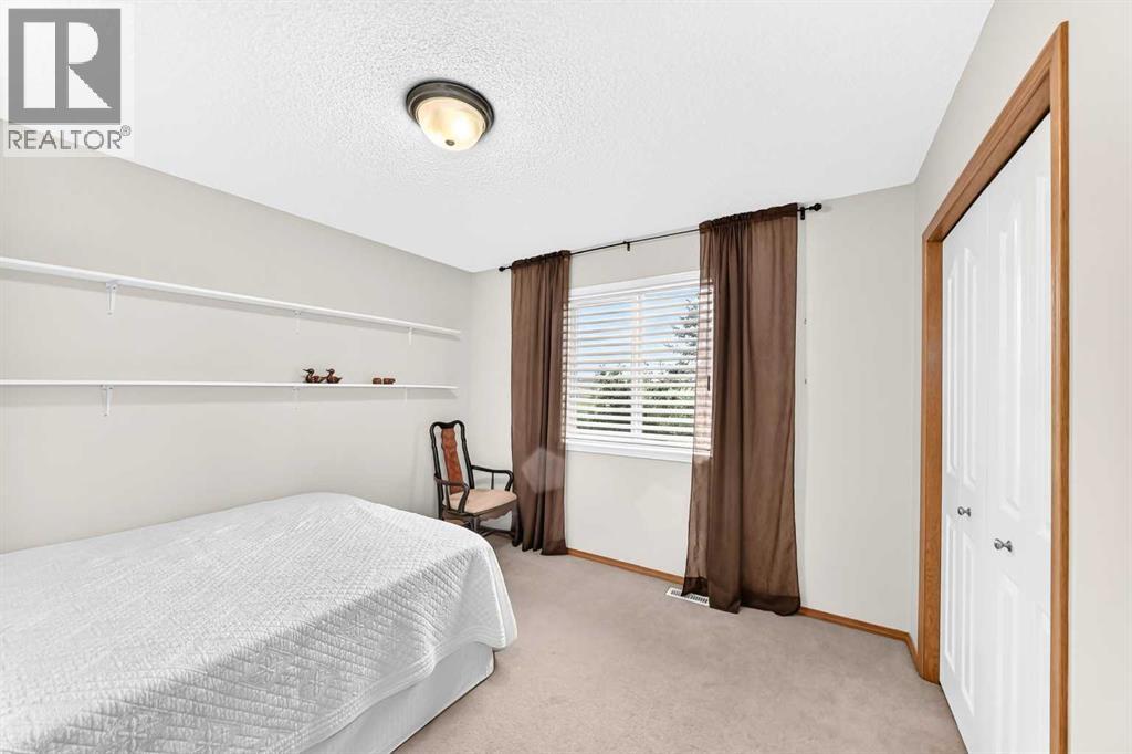 144 Cougarstone Common SW, Calgary, Alberta  T3H 5P5 - Photo 26 - A2338157