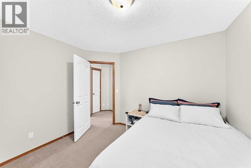 144 Cougarstone Common SW, Calgary, Alberta  T3H 5P5 - Photo 25 - A2338157