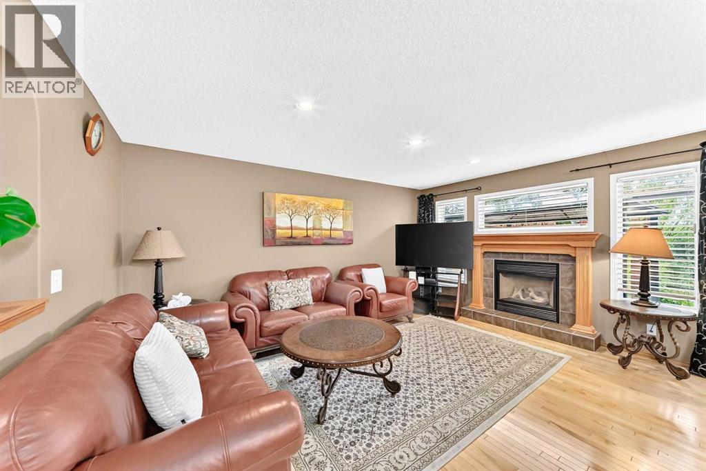 144 Cougarstone Common SW, Calgary, Alberta  T3H 5P5 - Photo 10 - A2338157