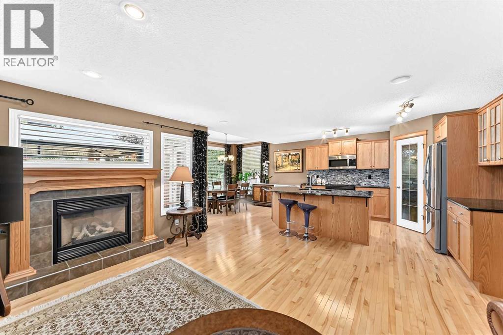 144 Cougarstone Common SW, Calgary, Alberta  T3H 5P5 - Photo 11 - A2338157