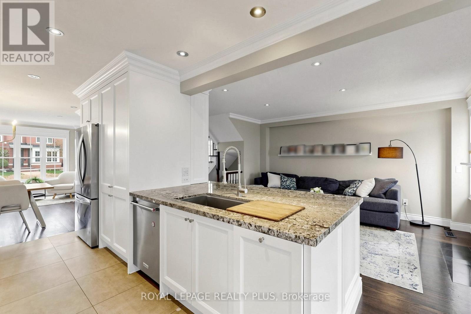 239 Westfield Trail, Oakville, Ontario  L6H 6H8 - Photo 11 - W13692072