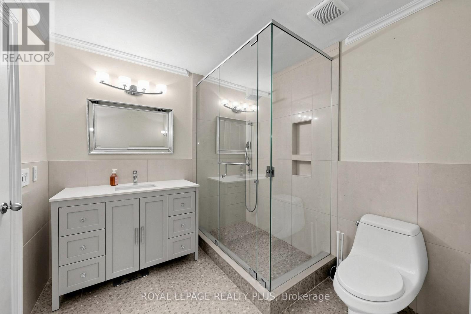 239 Westfield Trail, Oakville, Ontario  L6H 6H8 - Photo 19 - W13692072
