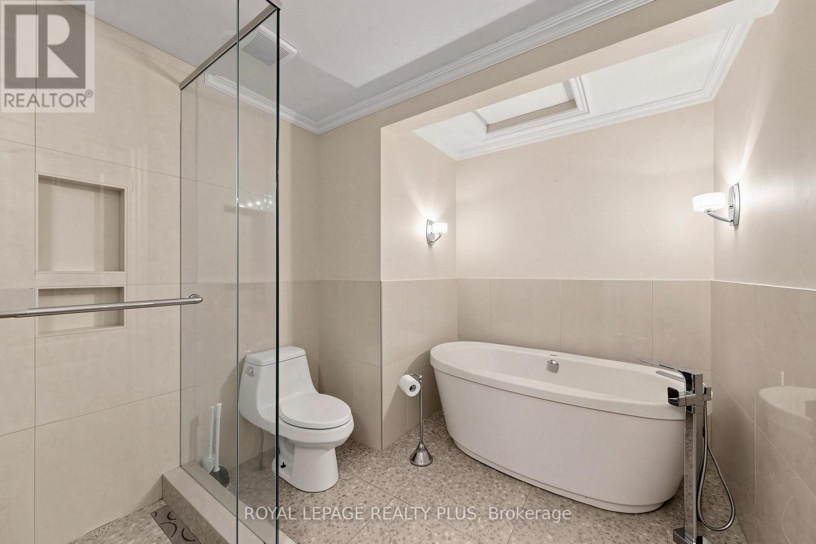 239 Westfield Trail, Oakville, Ontario  L6H 6H8 - Photo 20 - W13692072