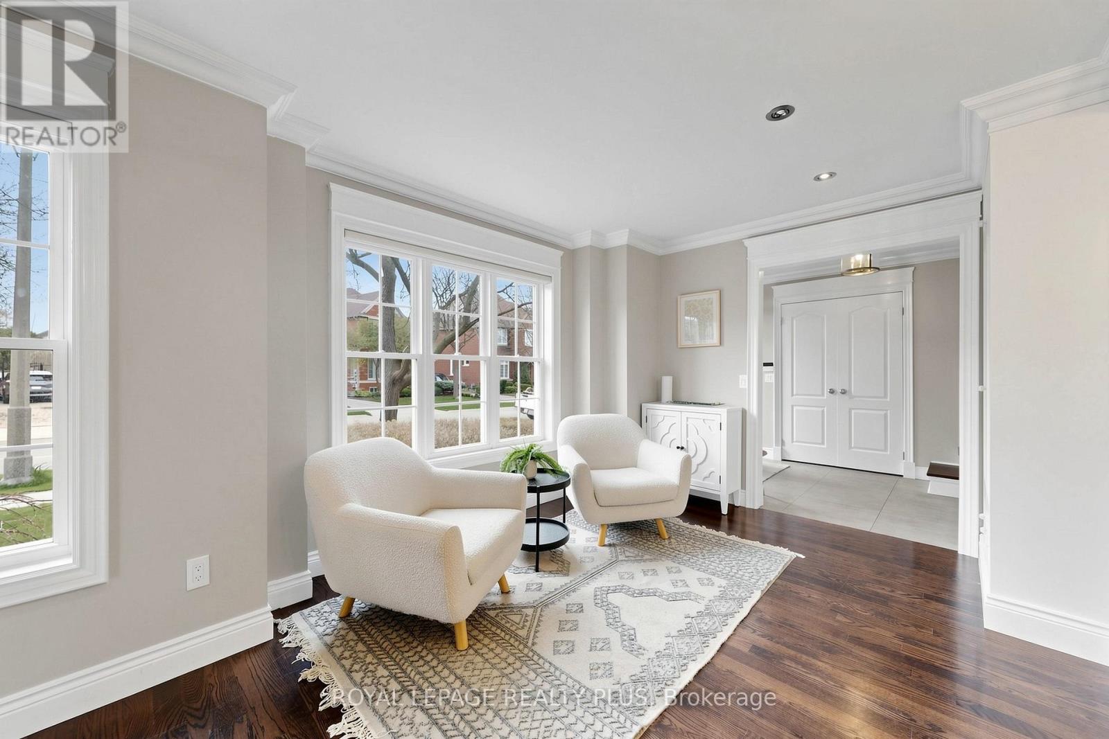 239 Westfield Trail, Oakville, Ontario  L6H 6H8 - Photo 4 - W13692072