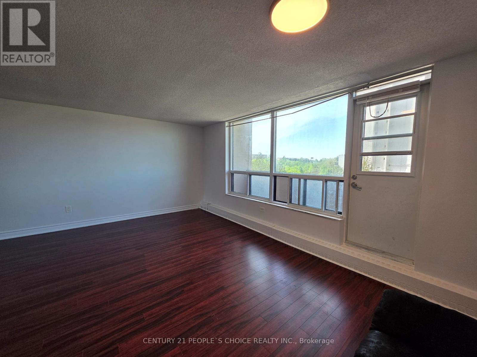 301 - 3390 Weston Road, Toronto, Ontario  M9M 2X3 - Photo 19 - W13692088