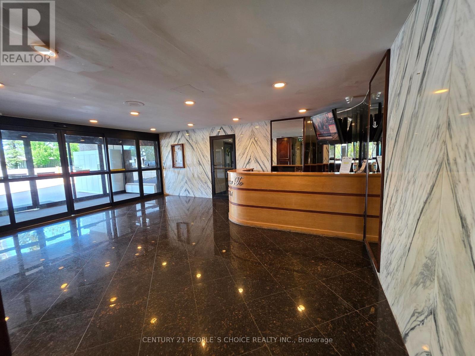 301 - 3390 Weston Road, Toronto, Ontario  M9M 2X3 - Photo 4 - W13692088