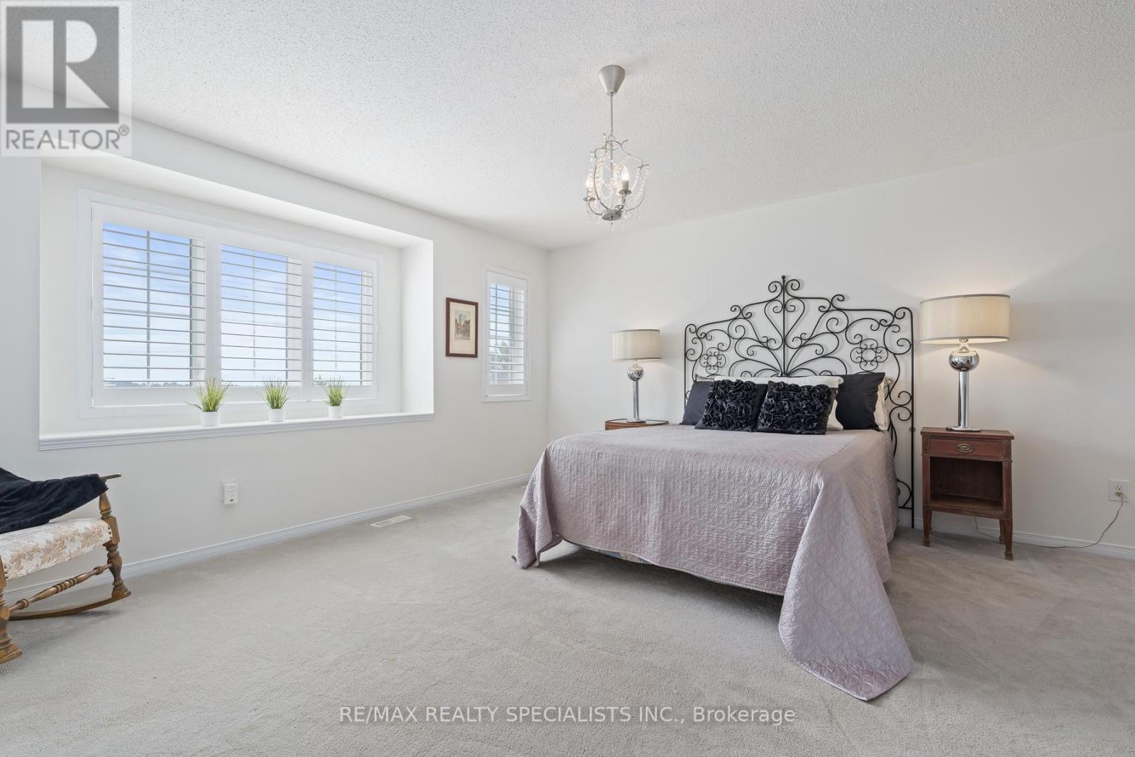 28 Chetholme Place, Halton Hills, Ontario  L7G 0E1 - Photo 20 - W13692100
