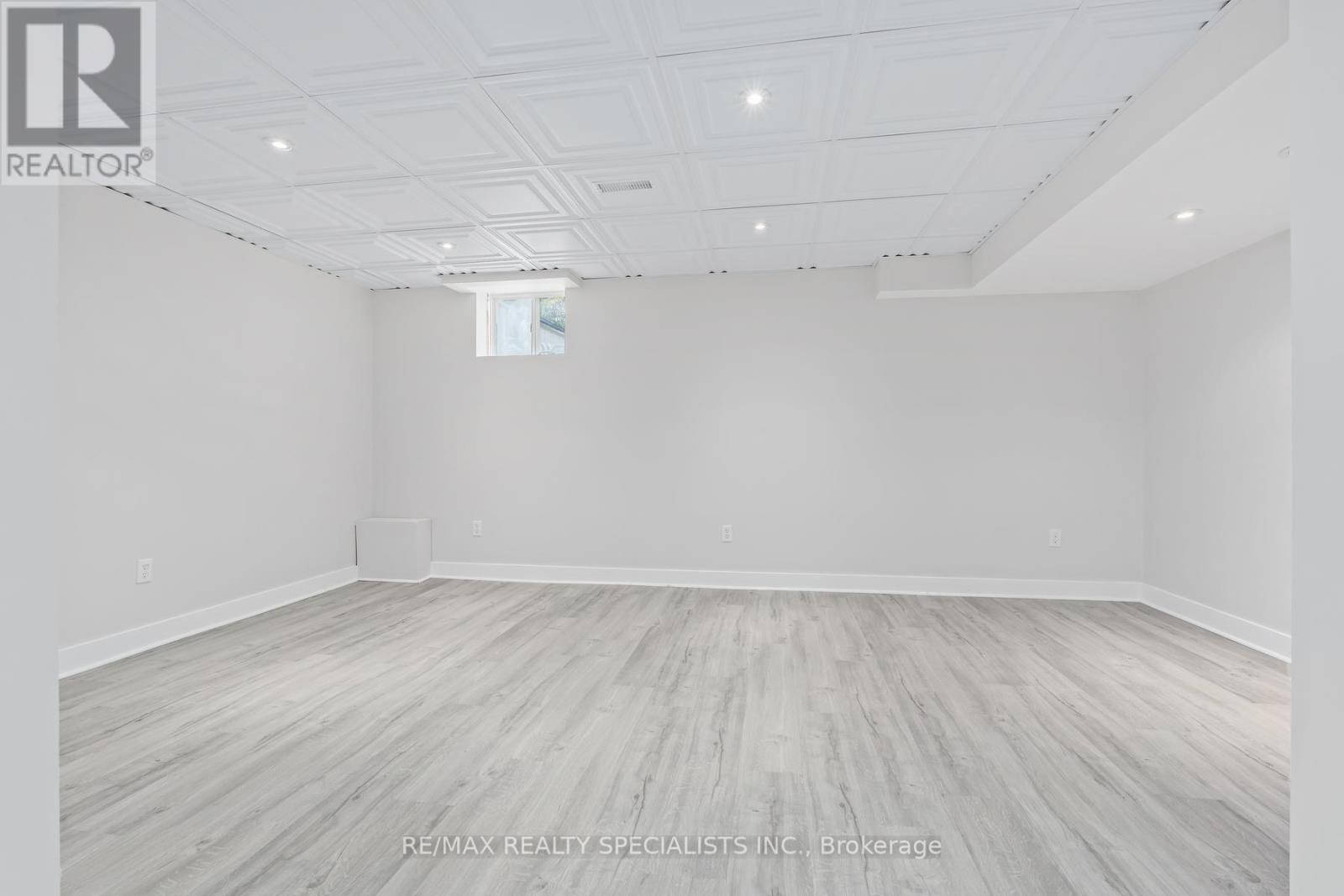 28 Chetholme Place, Halton Hills, Ontario  L7G 0E1 - Photo 29 - W13692100