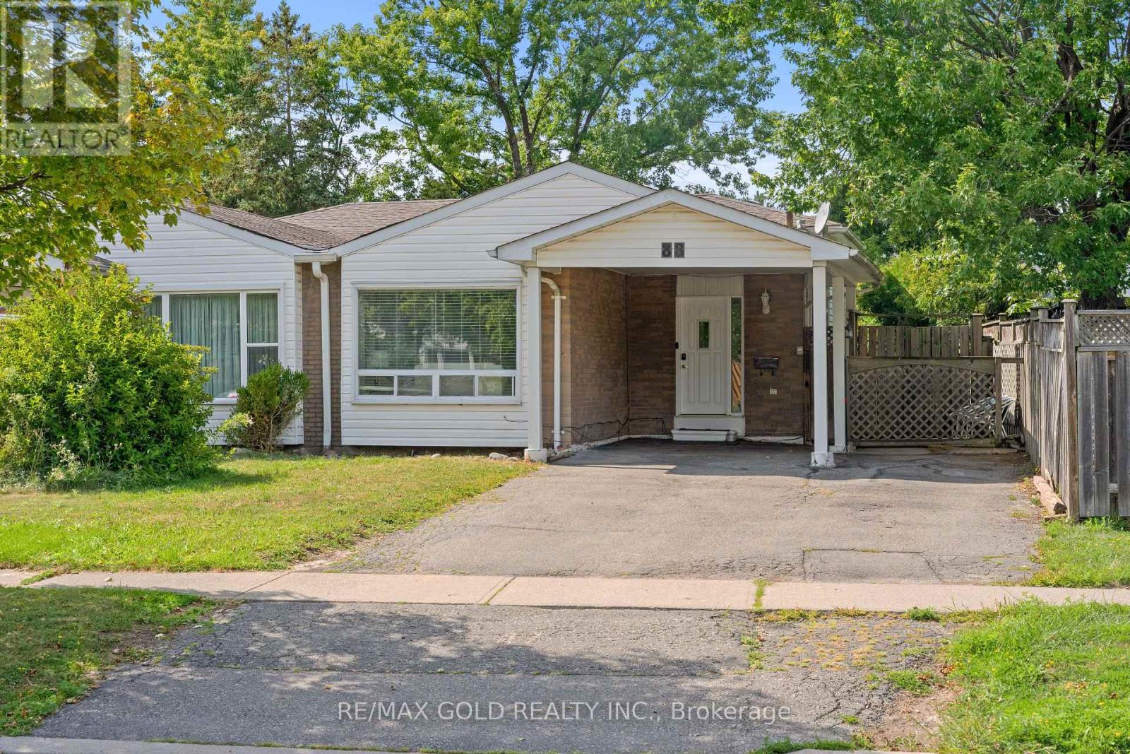 88 GOLDCREST ROAD, Brampton, Ontario