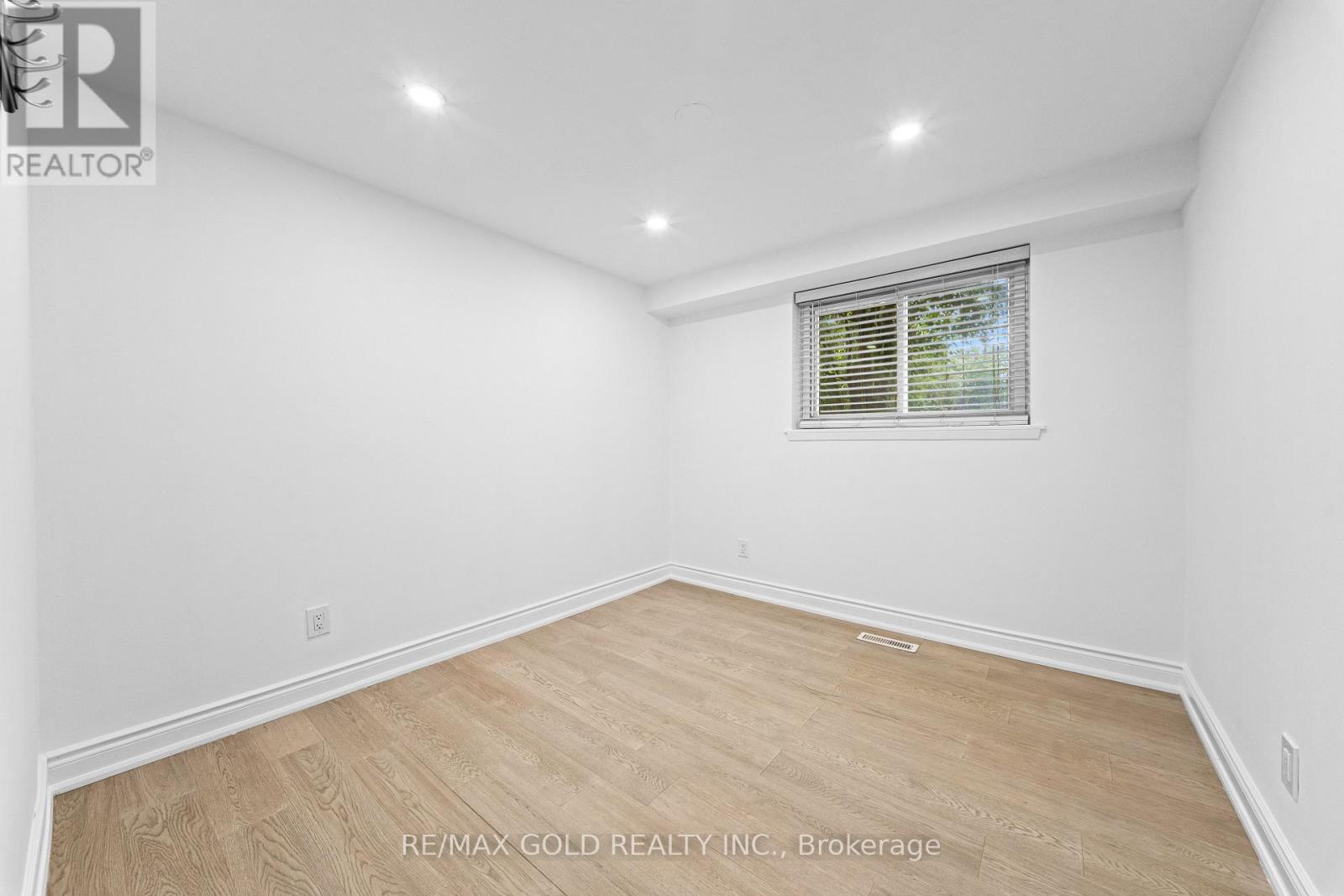 88 Goldcrest Road, Brampton, Ontario  L6S 1G8 - Photo 13 - W13692150