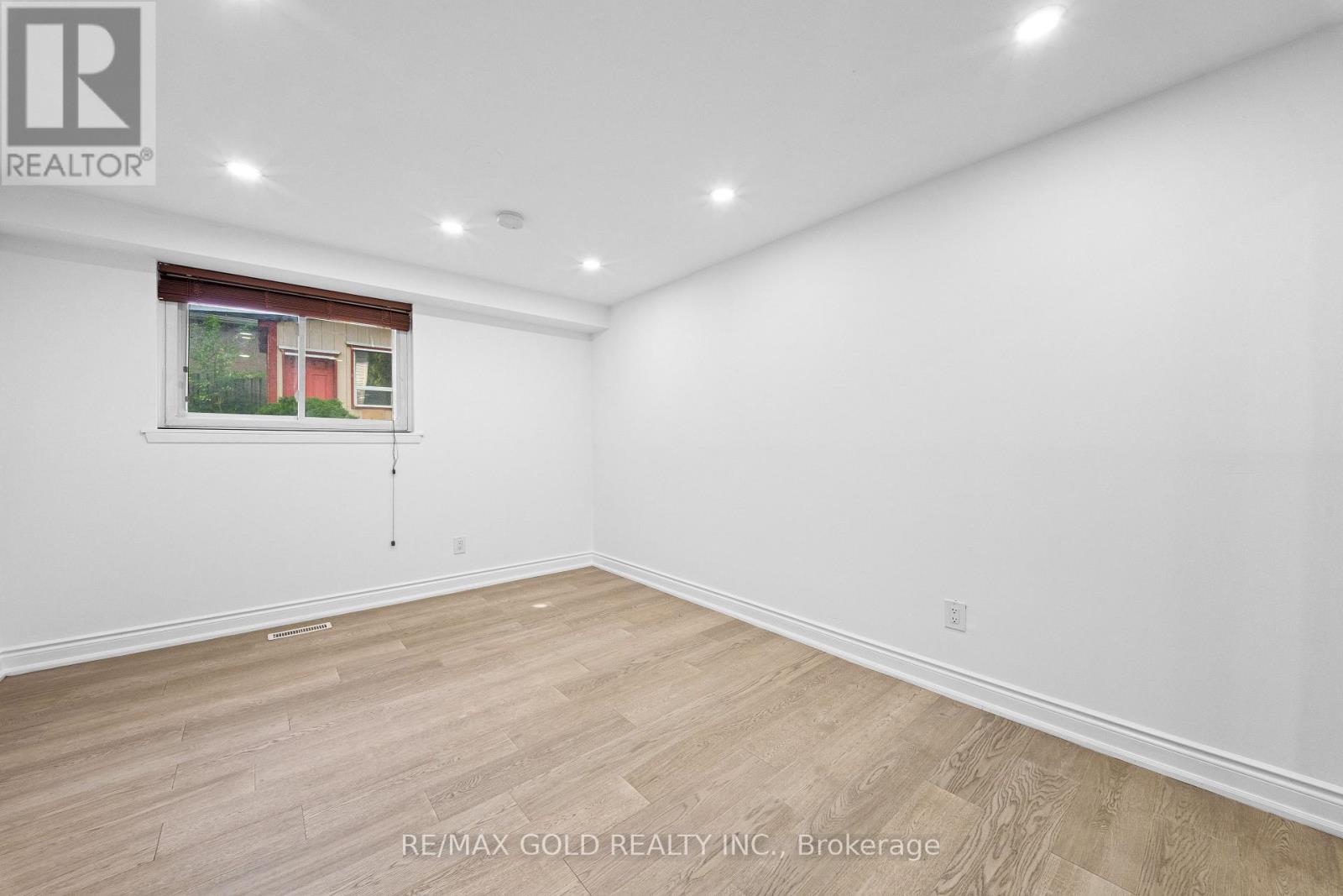 88 Goldcrest Road, Brampton, Ontario  L6S 1G8 - Photo 14 - W13692150