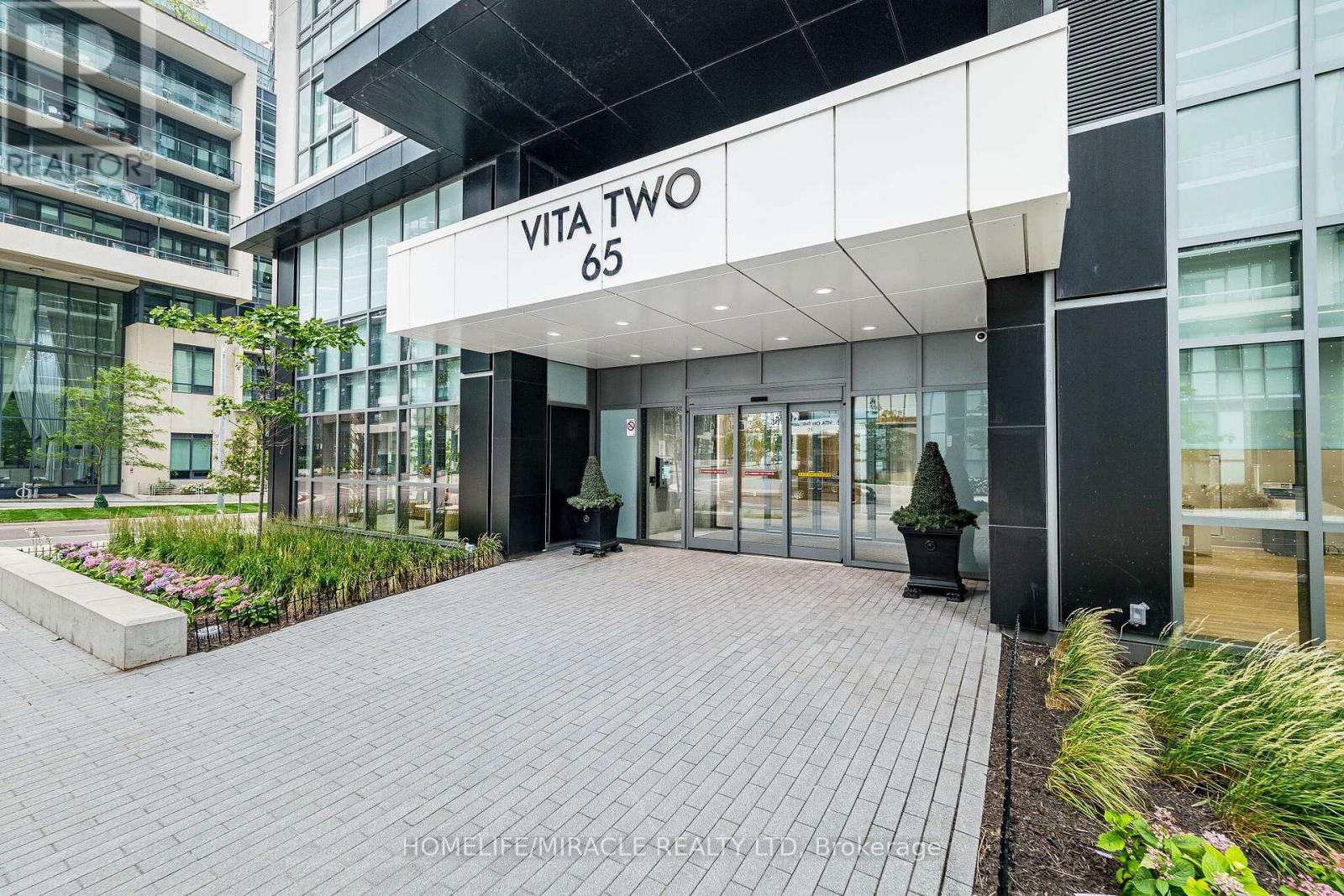 303 - 65 Annie Craig Drive, Toronto, Ontario  M8V 0C4 - Photo 3 - W13692210