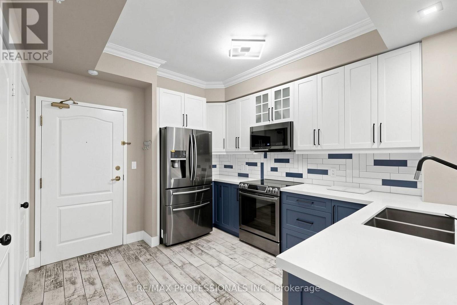 206 - 3531 Lake Shore Boulevard W, Toronto, Ontario  M8W 1P4 - Photo 10 - W13692220