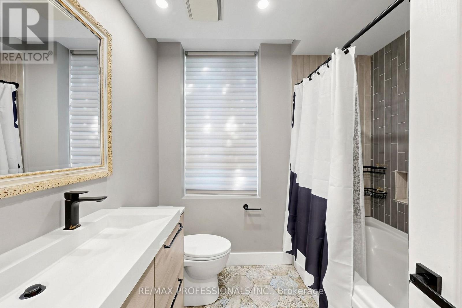 206 - 3531 Lake Shore Boulevard W, Toronto, Ontario  M8W 1P4 - Photo 17 - W13692220