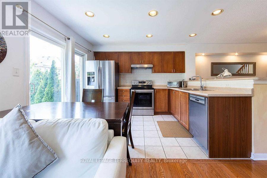 2458 Baintree Crescent, Oakville, Ontario  L6M 4W9 - Photo 15 - W13692236