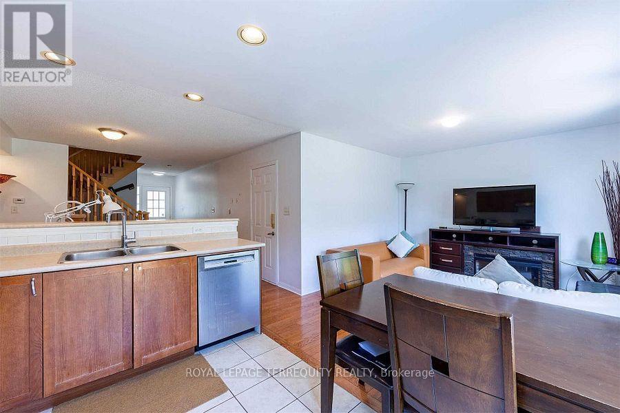2458 Baintree Crescent, Oakville, Ontario  L6M 4W9 - Photo 19 - W13692236