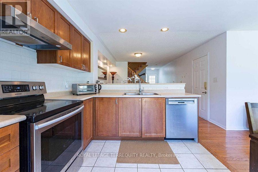 2458 Baintree Crescent, Oakville, Ontario  L6M 4W9 - Photo 20 - W13692236
