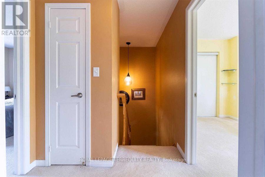 2458 Baintree Crescent, Oakville, Ontario  L6M 4W9 - Photo 22 - W13692236