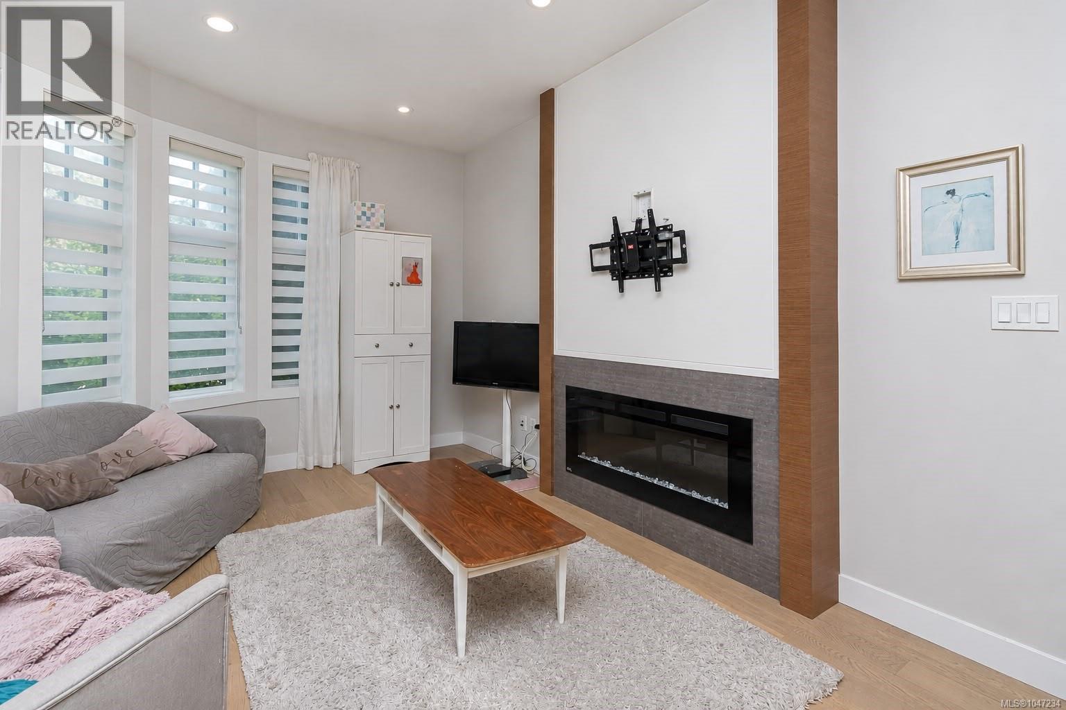 105 1765 Oak Bay Ave, Victoria, British Columbia  V8S 3Z5 - Photo 15 - 1047234