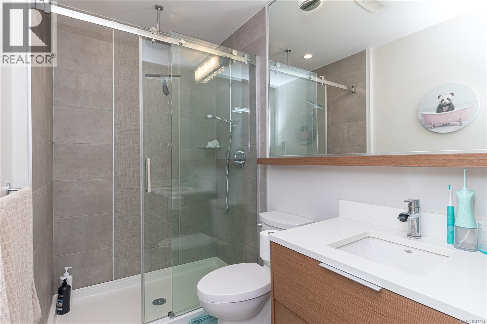 105 1765 Oak Bay Ave, Victoria, British Columbia  V8S 3Z5 - Photo 20 - 1047234