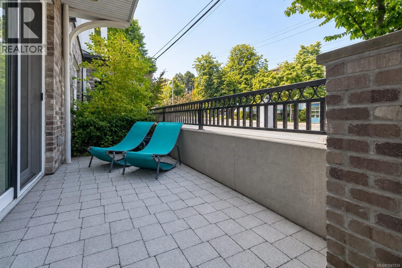 105 1765 Oak Bay Ave, Victoria, British Columbia  V8S 3Z5 - Photo 25 - 1047234