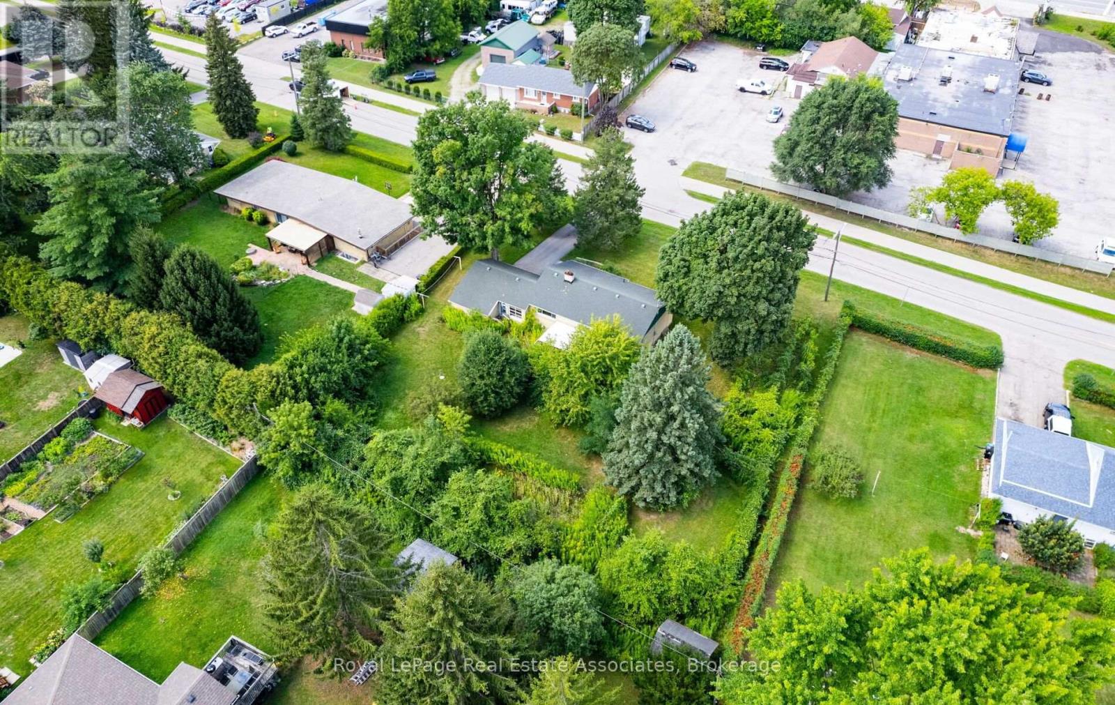 27 Rothsay Avenue, Kitchener, Ontario  N2B 3A2 - Photo 28 - X13692246