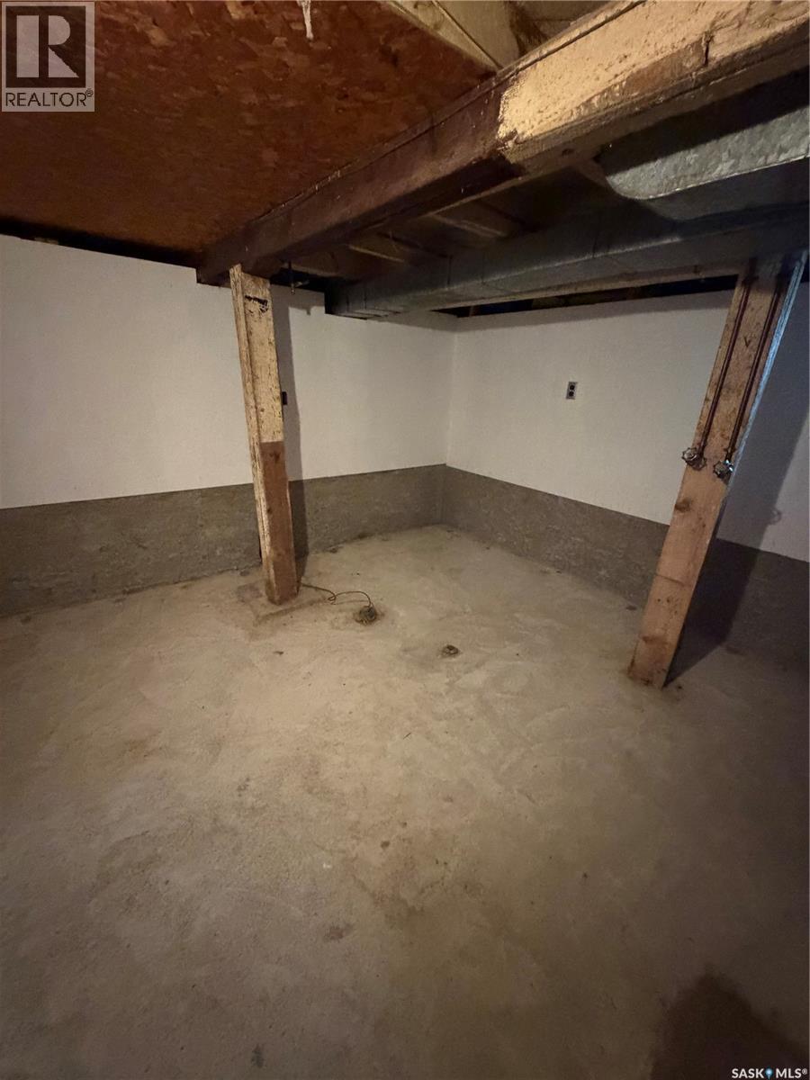 537 Churchill Street, Hudson Bay, Saskatchewan  S0E 0Y0 - Photo 28 - SK045954