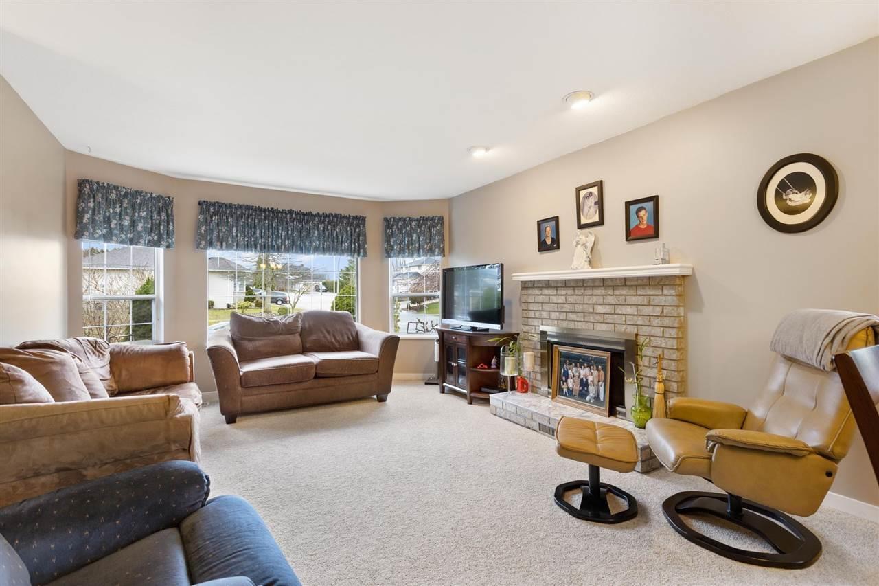 32066 Sorrento Avenue, Abbotsford, British Columbia  V2T 5B7 - Photo 4 - R3157037