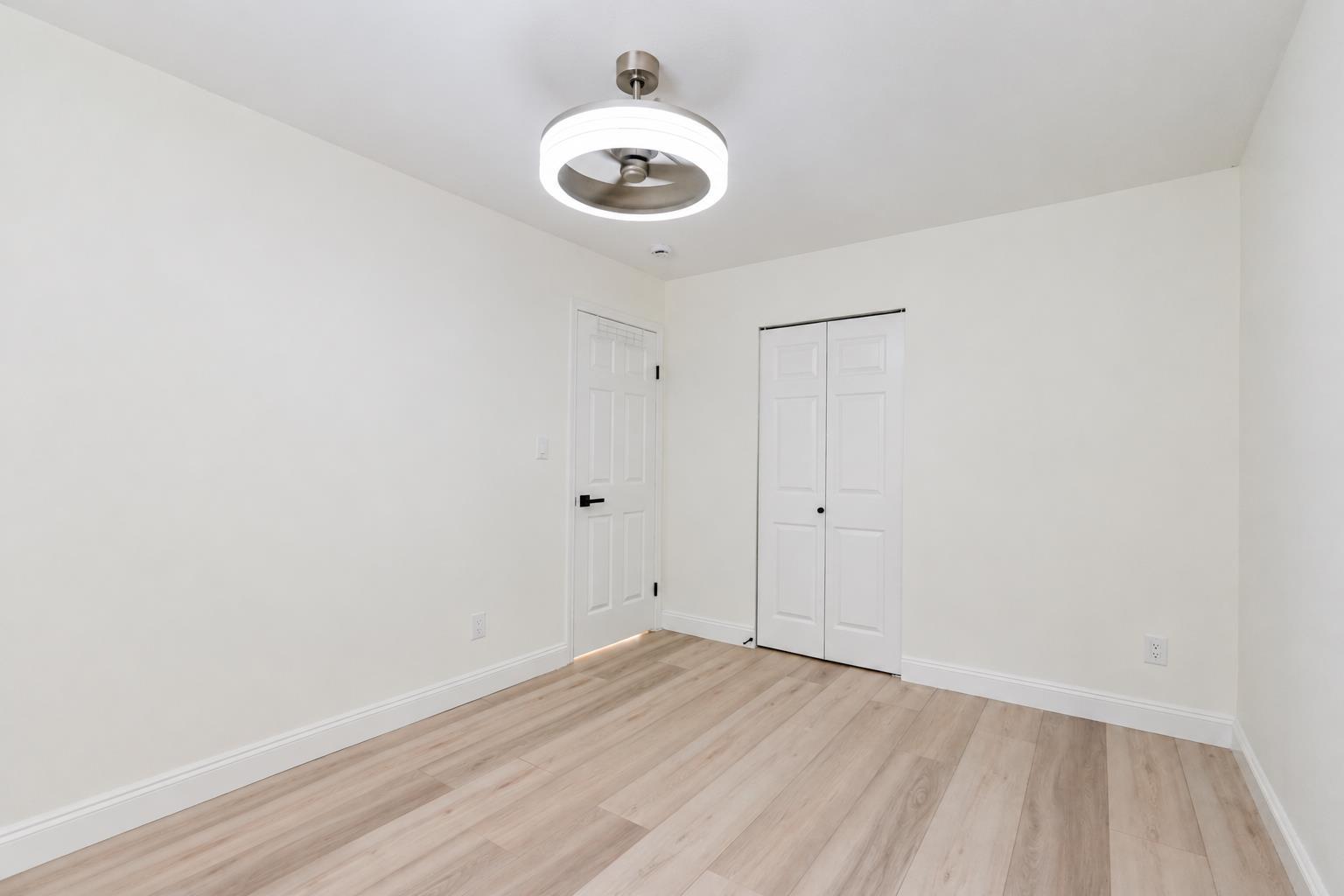 14241 91 Avenue, Surrey, British Columbia V3V 7Y1 - Photo 15 - R3156845