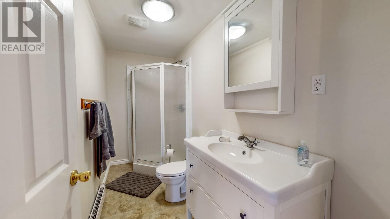 1 Hector Place, Paradise — photo 32