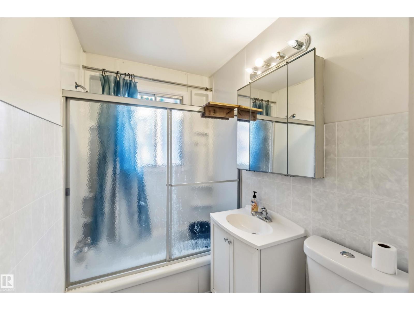 12243 104 St NW, Edmonton, Alberta  T5G 2L7 - Photo 10 - E4500552
