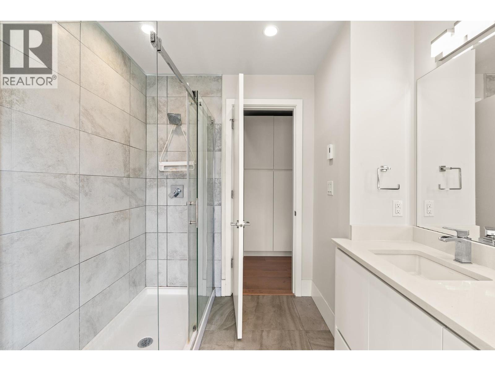 202 1591 Bowser Avenue, North Vancouver, British Columbia V7P 2Y4 - Photo 14 - R3153914