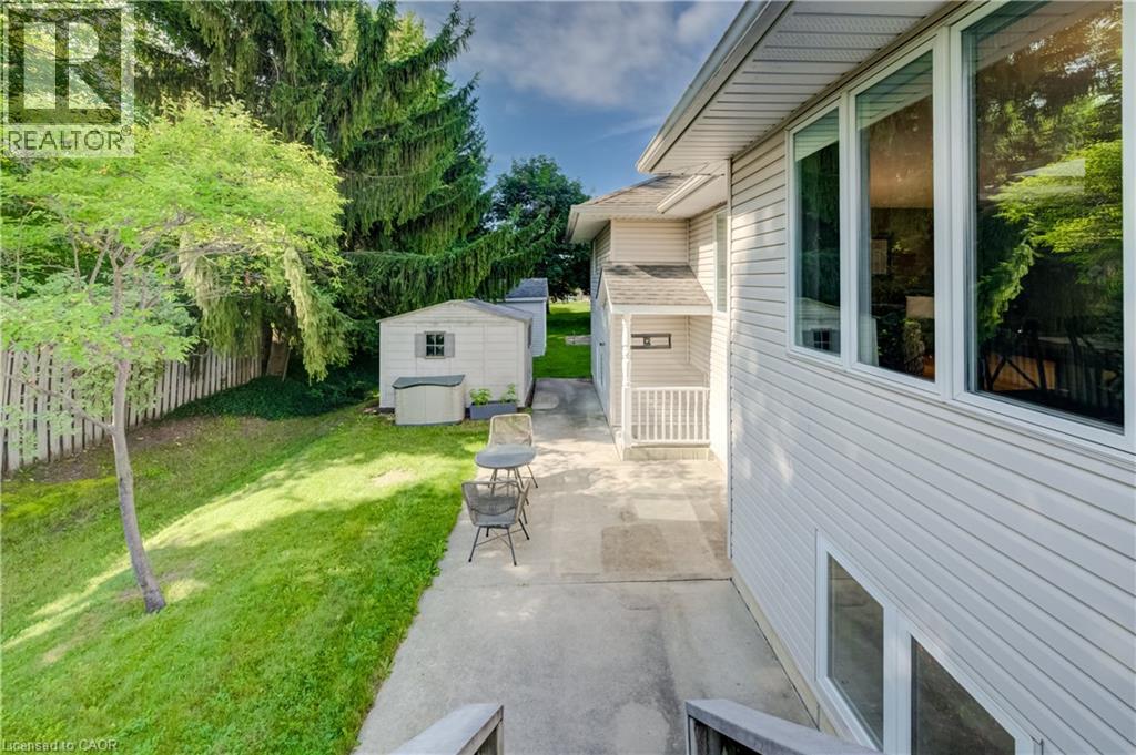 910 Walton Avenue N, Listowel, Ontario  N4W 3R9 - Photo 41 - 40856850