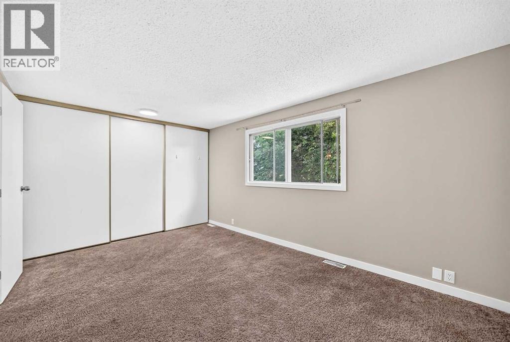 96 Erin Woods Boulevard SE, Calgary, Alberta  t2b 2r1 - Photo 17 - A2331671