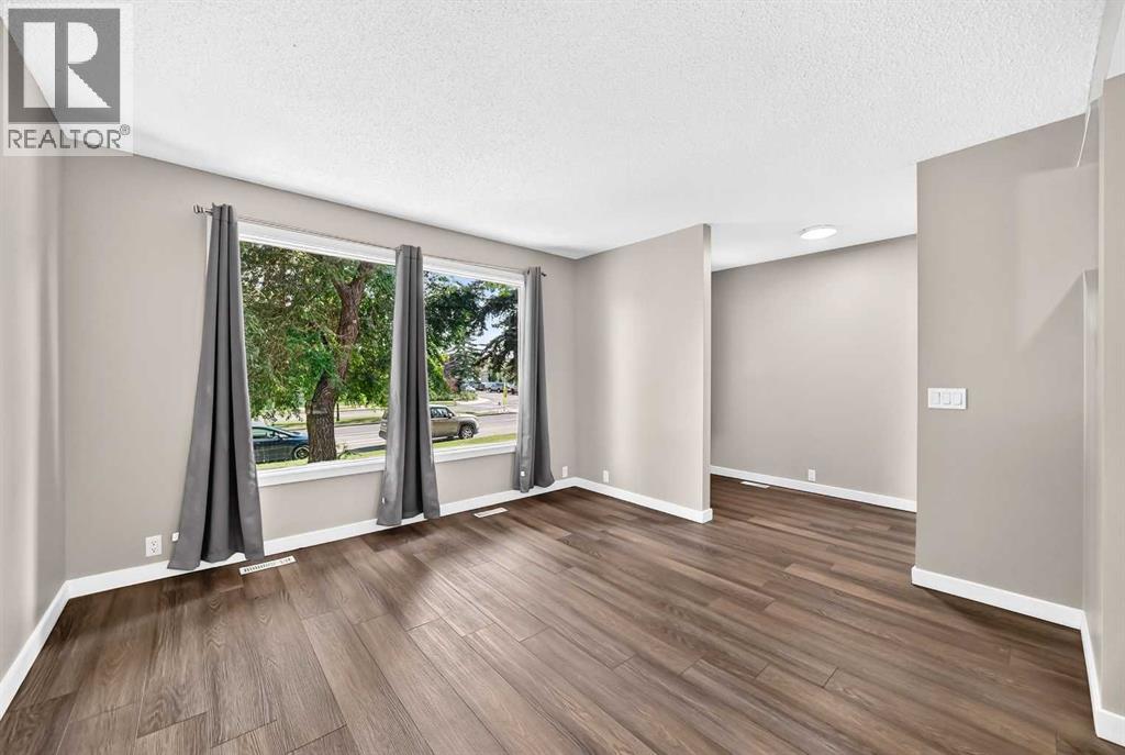 96 Erin Woods Boulevard SE, Calgary, Alberta  t2b 2r1 - Photo 10 - A2331671