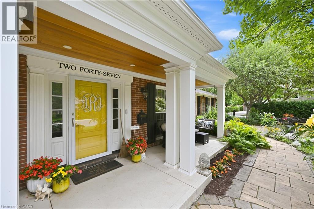 247 Linwood Crescent, Burlington, Ontario  L7L 4A2 - Photo 7 - 40856862