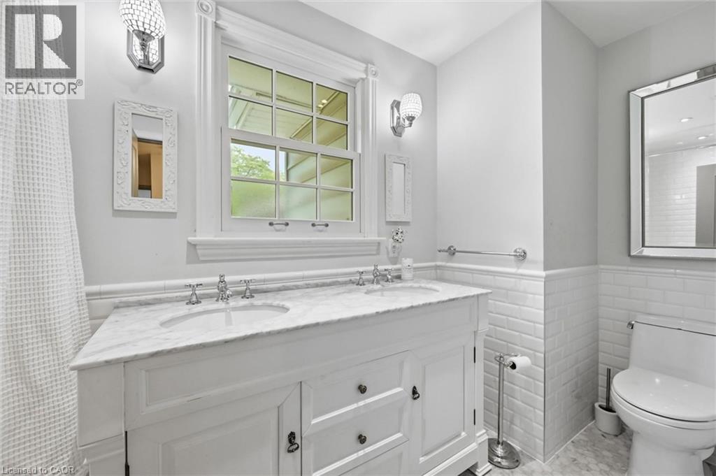 247 Linwood Crescent, Burlington, Ontario  L7L 4A2 - Photo 36 - 40856862