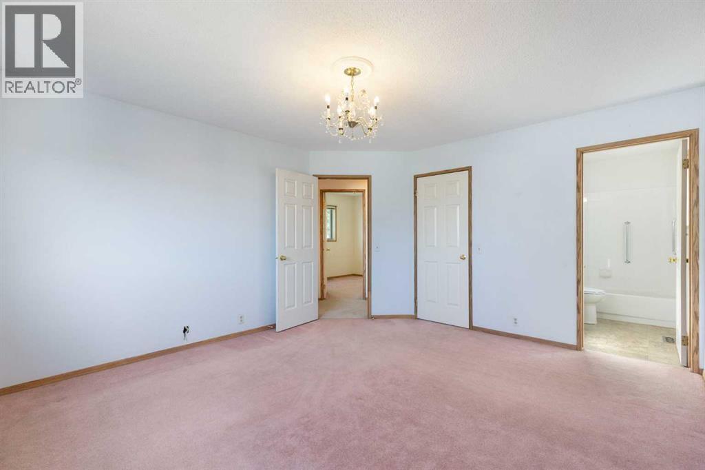 90 Martinridge Crescent NE, Calgary, Alberta  T3J 3M4 - Photo 23 - A2337975