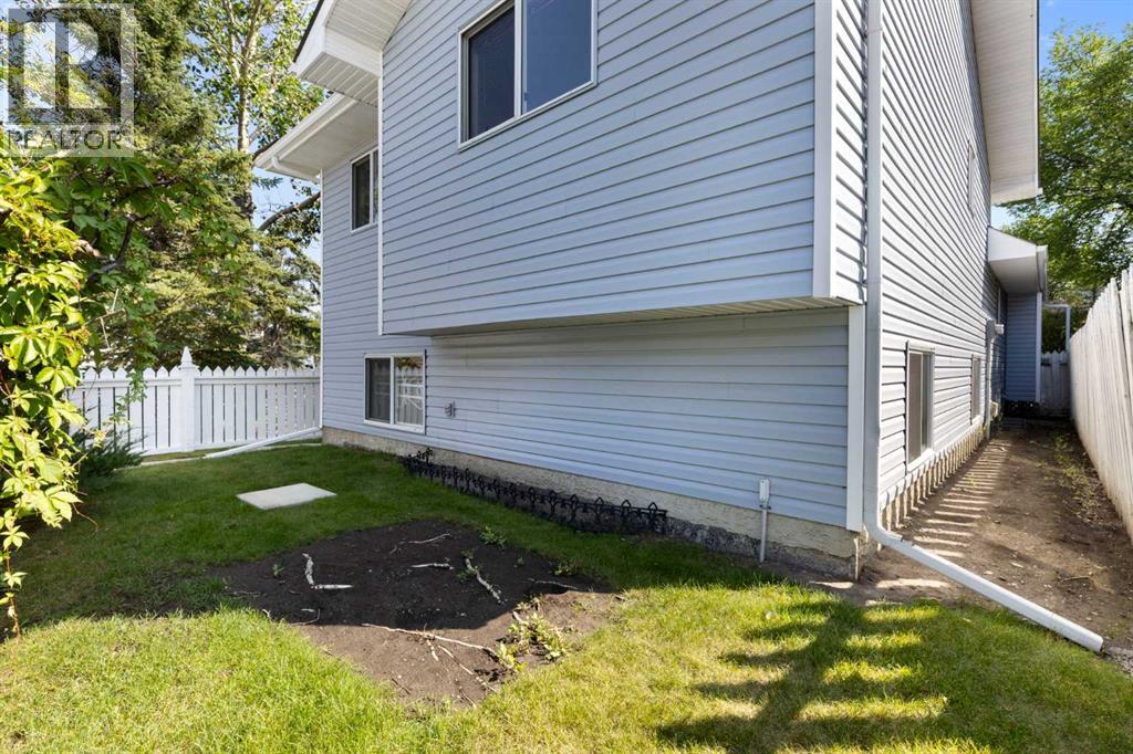 90 Martinridge Crescent NE, Calgary, Alberta  T3J 3M4 - Photo 35 - A2337975