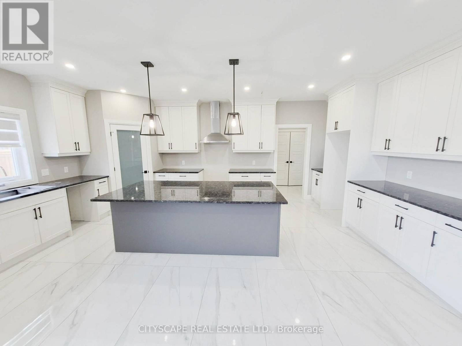 60 Hazelwood Pass, Thames Centre, Ontario  N0L 1G2 - Photo 6 - X13170480