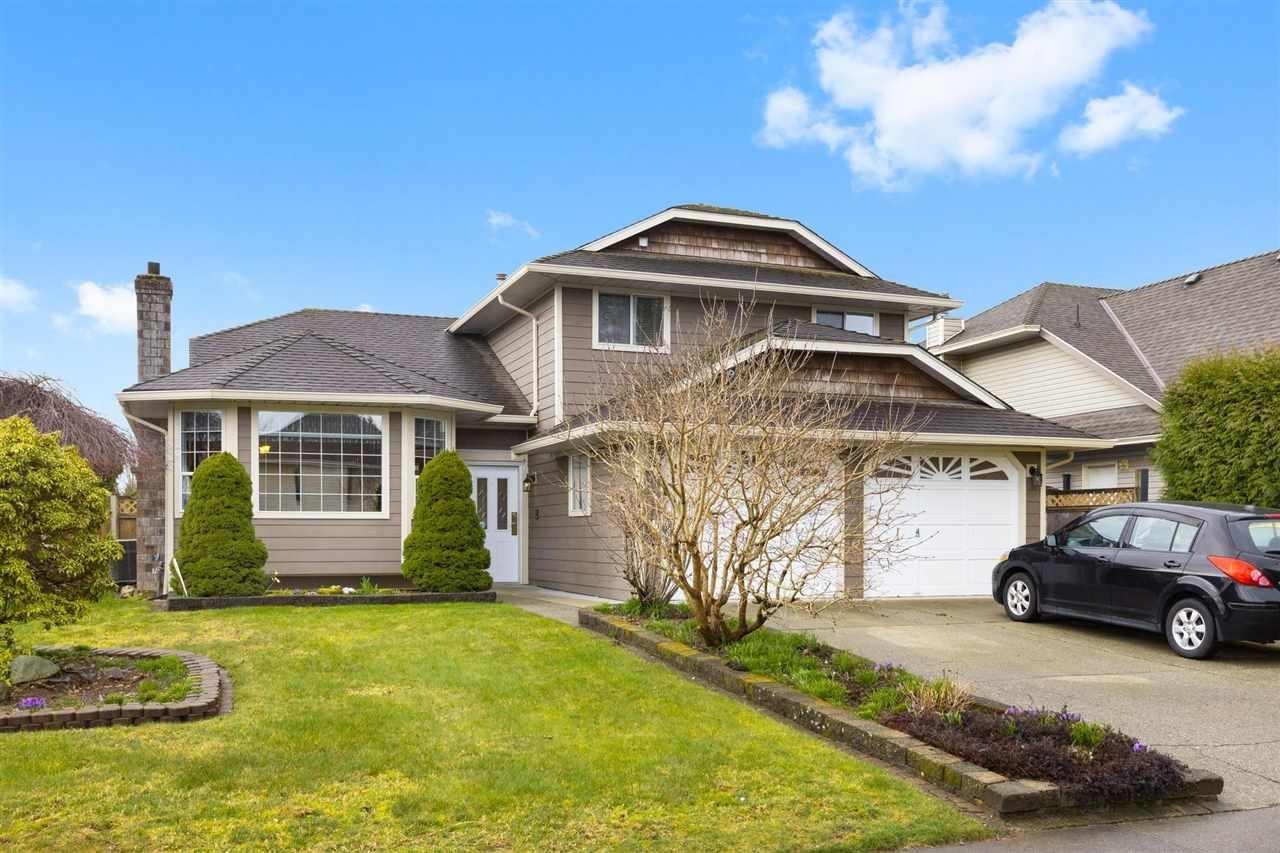 32066 Sorrento Avenue, Abbotsford, British Columbia  V2T 5B7 - Photo 2 - R3157037